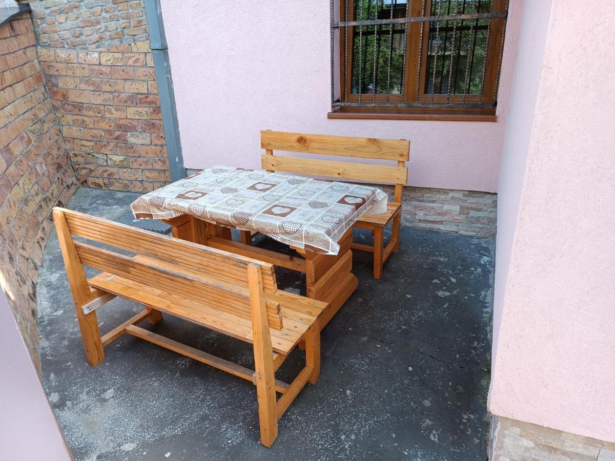 Princips Apartment Сараево Стая снимка